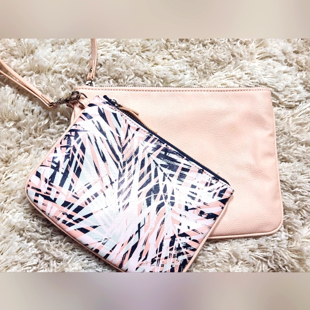 NWOT Nine West Wristlet Combo Pink & 80s Retro Black White Pink Print 2 Pieces